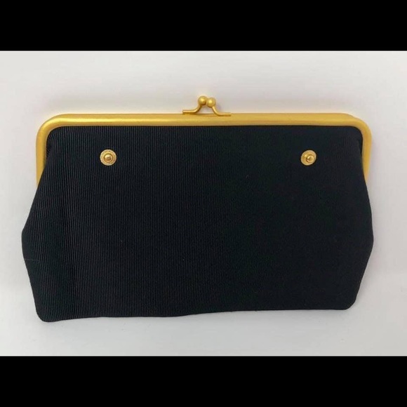 Mademoiselle Chain Totel - Picture 12 of 16